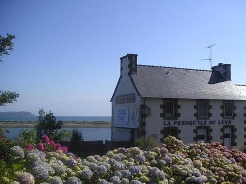Апартаменты La Presqu' Ile Du Lenn Face A La Mer Луаннек Экстерьер фото